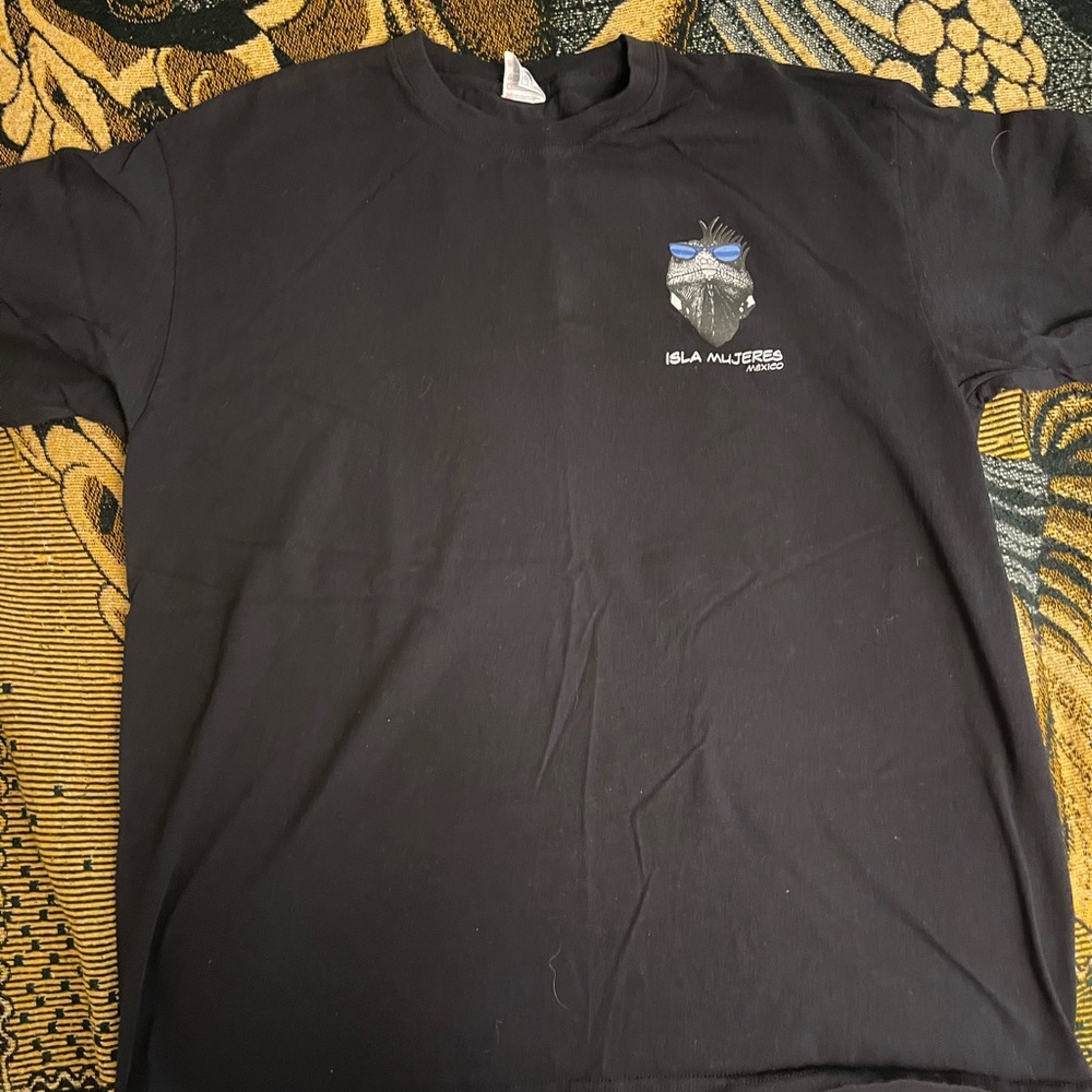 Vintage Isla Mujeres Shirt